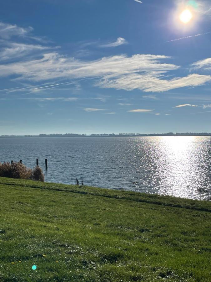 Nieuwe Beachbungalow Aan Ijsselmeer 39 24 Four Seasons Lemmer Exteriér fotografie